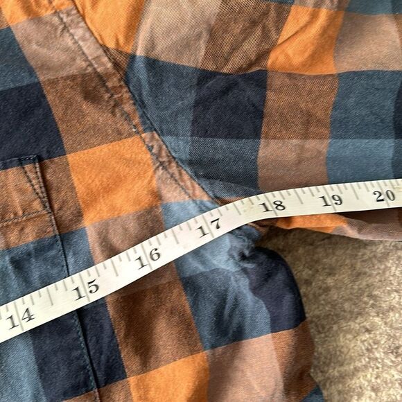 Men’s button up - Picture 3 of 4